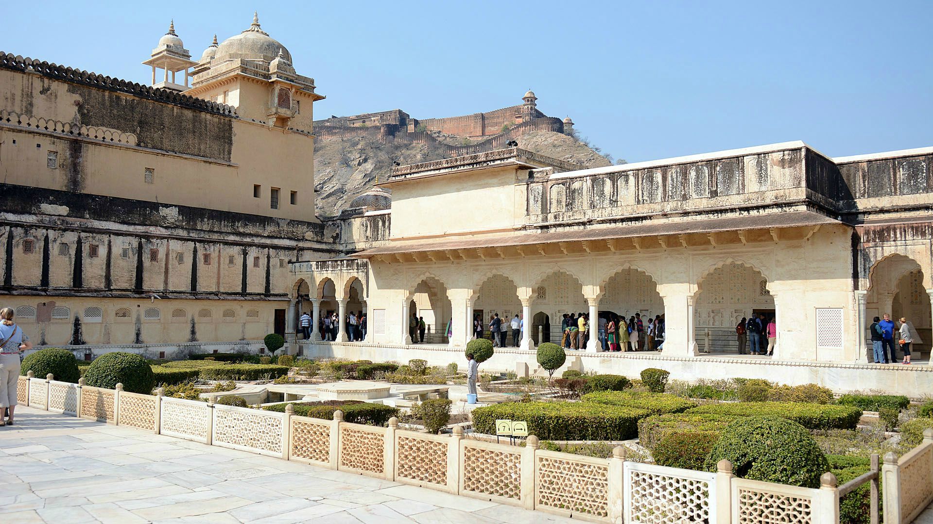 Amber Fort - kompleks budowli obronnych i pałacowych